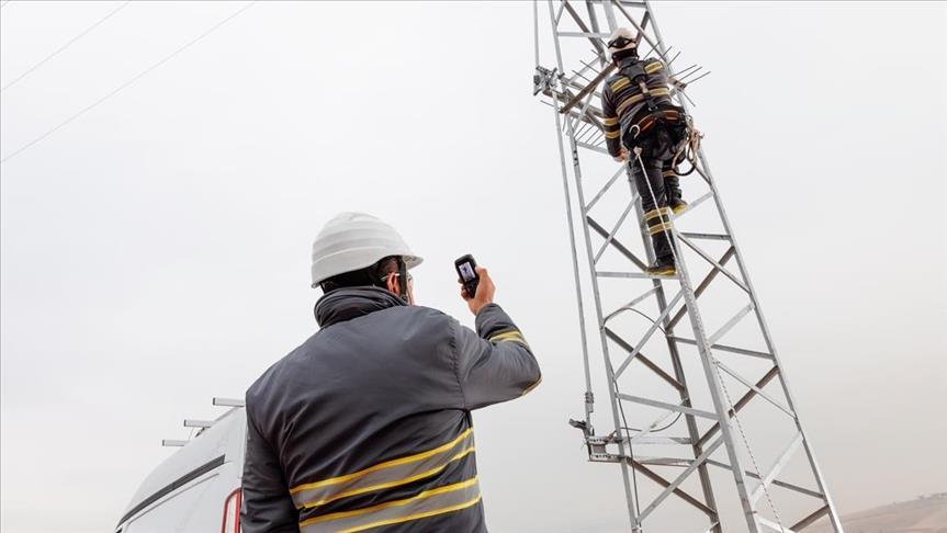 NORA OPTICS Laser Rangefinders and Binoculars for Power Line Inspection Applications